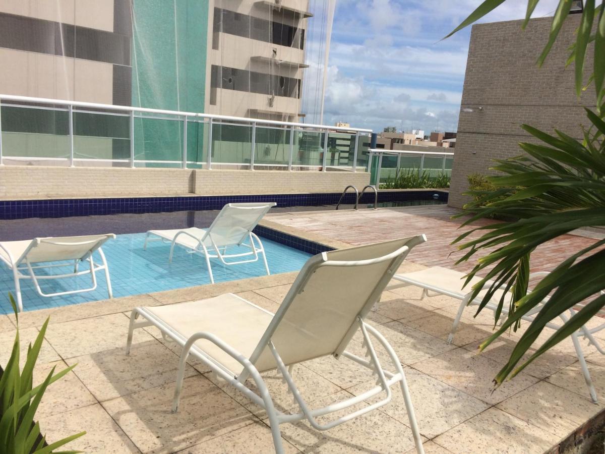 Condomínio Beira Mar Praia Jatiuca Apartamento *